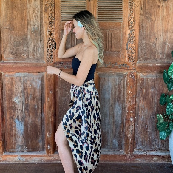 Leopard Print Wrap Midi Skirt - Picture 1 of 2